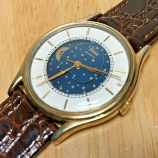 Vintage Timex Men Gold Tone Moon Phase Roman Analog Quartz Watch Hour Batter