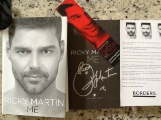 Ricky Martin Signed Book Singer Actor Broadway Father Hc/dj 2010 Man