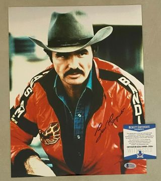Burt Reynolds Signed 11x14 Smokey & The Bandit Photo Beckett Bas Witnessed