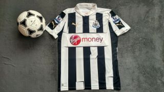 Newcastle United 2012 - 2013 Puma Home Football Soccer Shirt Jersey M