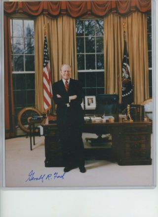 8x10 38th President Gerald R.  Ford Hand Signed Color Photo With