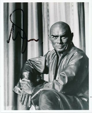 Yul Brynner - Glossy Signed Photograph