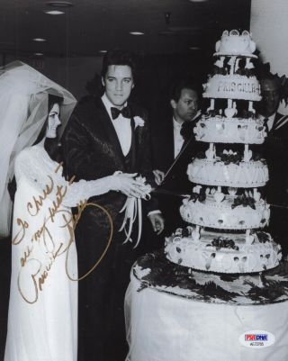 Priscilla Presley Authentic Signed 8x10 Photo Wedding Day Elvis To Chris Psa