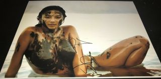 Jessica Gomes Nude In Mud Sports Illustrated Model Signed 11x14 Photo Proof
