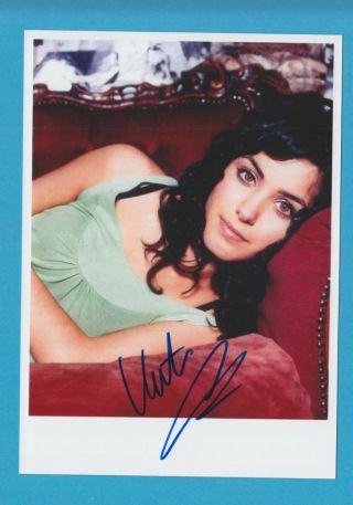 Katie Melua In Person Signed Glossy 5 X 7 Inch Photo Autograph