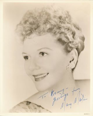 Mary Martin - Signed Photo Of The Broadway Star (south Pacific & Sound Of Music)