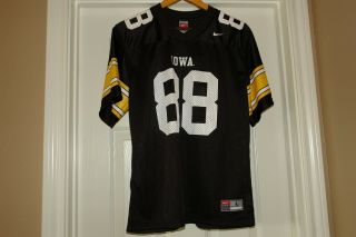 Iowa Hawkeyes Football Jersey - Nike,  Youth Large,  Pre - Owned