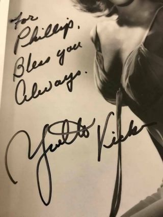 ATTACK OF THE 50 FT WOMAN ACTRESS YVETTE VICKERS AUTOGRAPH PIC with 2