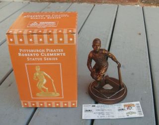 Roberto Clemente Statue Pnc Park Giveaway Pittsburgh Pirates Box & Ticket 2005