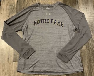 Under Armour Notre Dame Fighting Irish Gray Long Sleeve T - Shirt Mens Size Large