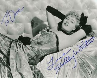 Shelley Winters - Signed Stunning Photograph