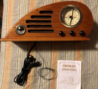Crosley Collector’s Edition Am Fm Afc Wood Radio Model Cr - 39 Teardrop Art Deco