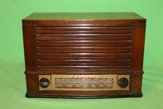 Vintage 1946 Admiral Tube Radio Model 6t04 - 5b1 Wooden Mid Century Usa