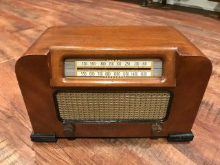 Vintage 1942 Philco Model 42 - 321 Tube Radio