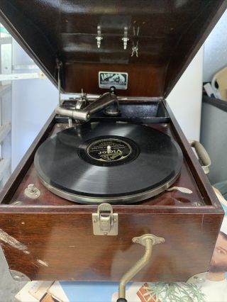 Antique Victor Talking Machine Vv - 50 Hand Crank Record Player 100 Years Old