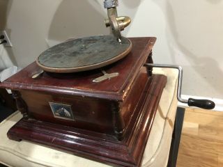 Antique Gramophone Co.  His Master ' s Voice Sound Box Record Player 2