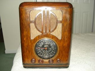 1937 Zenith,  Model 6 - S - 229,  Tombstone Radio,  6 Tube,  Bc/sw/pb Radio.