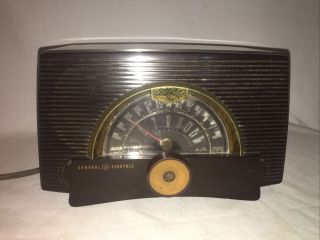 Bakelite Ge Radio Model 409 General Electric Atomic Vintage 1951