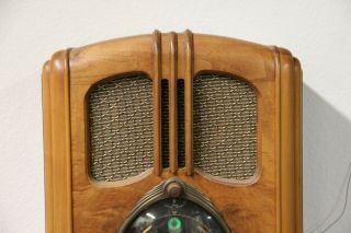 Zenith 9s232 Walton Tombstone Radio 9 - S - 232 Powers up 3