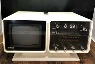 1974 Rca Tv Clock Radio / Flip Clock