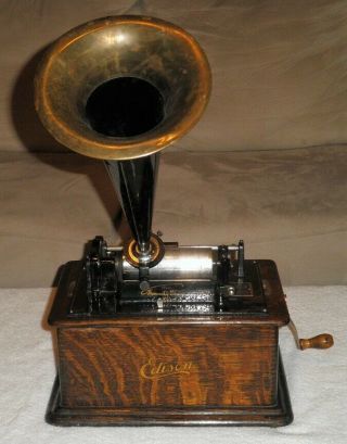 1903 Edison Standard Phonograph With Horn,