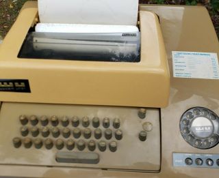 Western Union Teletype Machine Model 32 Ta