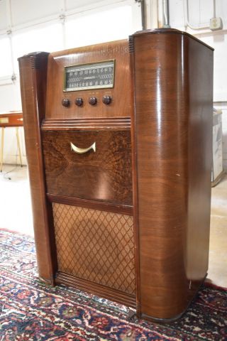 Antique Art Deco Tube Radio Record Player,  Crosley Floor Model 68 - Cr 1948