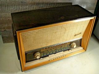 Vintage 1961 Blaupunkt Sultan Model 20203 AM/FM/SW Radio SOUNDS GREAT 2