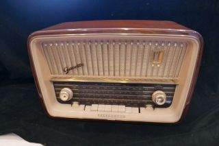 Vintage Telefunken Superheterodyne Gavotte German Radio 5253 W Mid Century