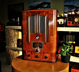 Vintage Rca 6t5 Tombstone Radio,  1937,