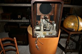 Vintage RCA 6T5 tombstone radio,  1937, 3