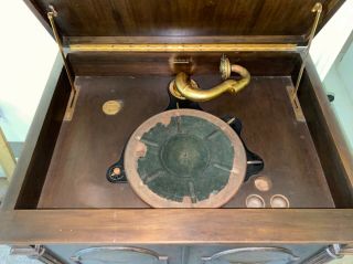 Antique 1923 Brunswick - Balke - Collender Phonograph Record Player Cortez Model