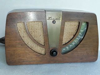 Zenith Model 6d030 6 Tube Eames Art Deco Table Top Radio Vintage 1946