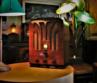 Vintage Ge Tombstone Tube Radio,  Model A 53,  1935