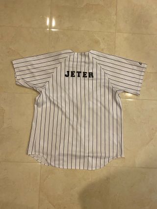 Derek Jeter York Yankees Majestic Pinstripe Jersey Size Medium Adult 2