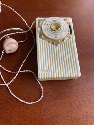 Futura Bell Products All Transistor Radio 1958 Mid Century Atomic Age