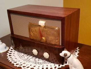 Vintage Emerson Wooden Am Tube Radio 541 (1947) Completely Restored