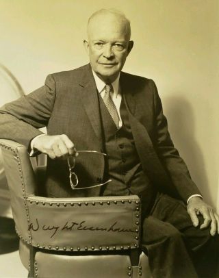 Dwight D.  Eisenhower Autographed Signed 8x10 Photo Reprint