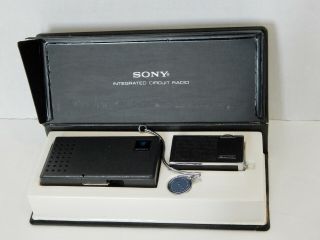 Sony ICR - 100 World ' s First Integrated Circuit Radio with Charger Box Case 2