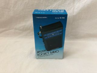 Realistic 12 - 724 Am/fm Portable Pocket Radio Shack Nos