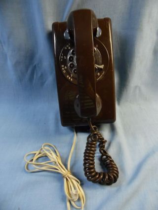 Vintage Itt Chocolate Brown Rotary Modular Wall Phone Well
