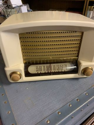 Vintage Art Deco Antique Ge General Electric Model 115 Bakelite Am Tube Radio.