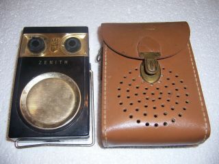 Vintage Zenith Royal 500 Transistor Radio,