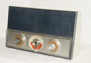 Vintage Philco Twin Speaker Am Fm Tube Radio Model K914 - 124 Ivory 1960s