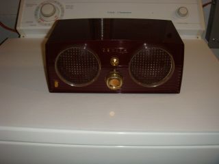 Vintage Zenith Am Radio Model Z511r - 1950 