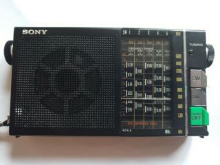 Vtg Sony Icr - 4800 Mw/sw 6 - Band Radio W/case Made In Japan