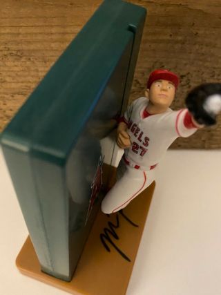 Mike Trout 27 Los Angeles Of Anaheim Angels Wall Catch Figurine Figure 2015