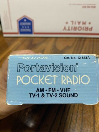 Vintage RadioShack/Realistic Portable Transistor Radio AM/FM/TV1/T2Model 12–613 3