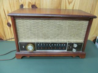 Vintage Zenith Radio K731 Am/fm Wood Case Tube Long Distance