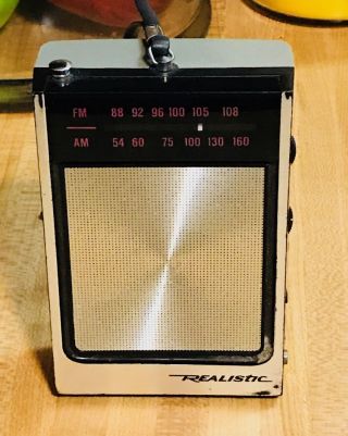 Vintage Realistic Am/fm Transistor Radio Model 12 - 662 Radio Shack